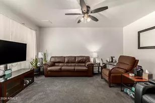 10605 N 45th Dr, Glendale, AZ 85304 - Photo 9