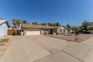 10605 N 45th Dr, Glendale, AZ 85304 - Photo 5