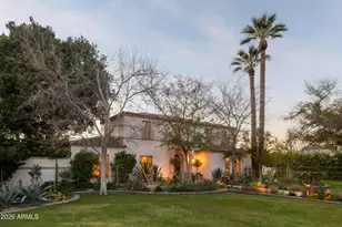 3042 N Manor Dr E, Phoenix, AZ 85014 - Photo 5