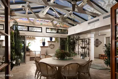 3042 N Manor Drive E, Phoenix, AZ 85014 - Photo 15