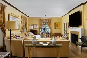 3042 N Manor Dr E, Phoenix, AZ 85014 - Photo 7