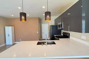 6425 W Desert Hollow Dr, Phoenix, AZ 85083 - Photo 11