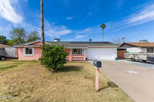 11012 N 42nd Ave, Phoenix, AZ 85029 - Photo 1