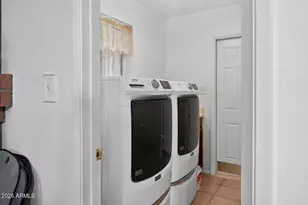 10437 W Butler Dr, Peoria, AZ 85345 - Photo 7