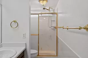 10437 W Butler Dr, Peoria, AZ 85345 - Photo 11