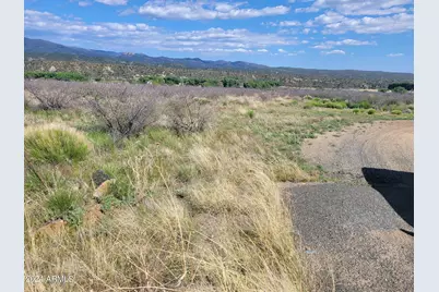 1365 S Iron Springs Road #-, Skull Valley, AZ 86338 - Photo 11