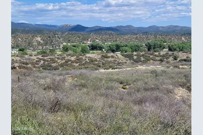 1365 S Iron Springs Road #-, Skull Valley, AZ 86338 - Photo 3