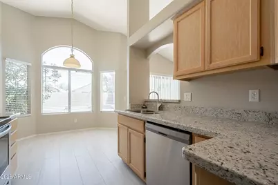 1070 W Chilton Drive, Tempe, AZ 85283 - Photo 17