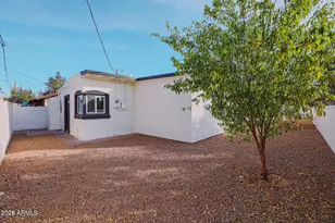 1716 E Oak St, Phoenix, AZ 85008 - Photo 29