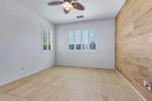 9233 W Dreyfus Dr, Peoria, AZ 85381 - Photo 17