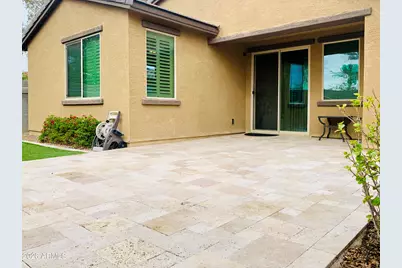 9233 W Dreyfus Drive, Peoria, AZ 85381 - Photo 11