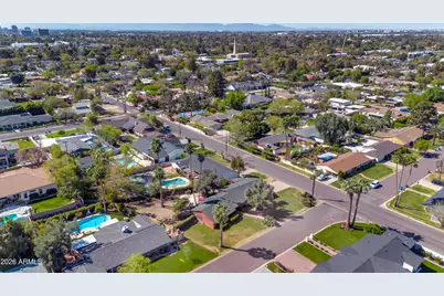 301 E McLellan Boulevard, Phoenix, AZ 85012 - Photo 11