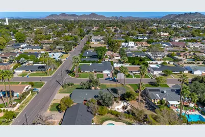 301 E McLellan Boulevard, Phoenix, AZ 85012 - Photo 9