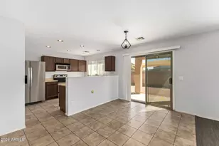 17013 W Marconi Ave, Surprise, AZ 85388 - Photo 11