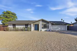 709 N Linden Cir, Mesa, AZ 85203 - Photo 1