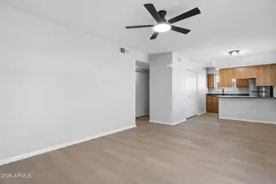 286 W Palomino Dr, Chandler, AZ 85225 - Photo 7