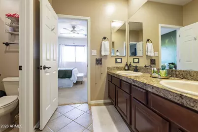 3821 E Patrick Lane, Phoenix, AZ 85050 - Photo 43