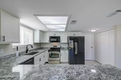 12649 N Rosewood Avenue, Phoenix, AZ 85029 - Photo 37