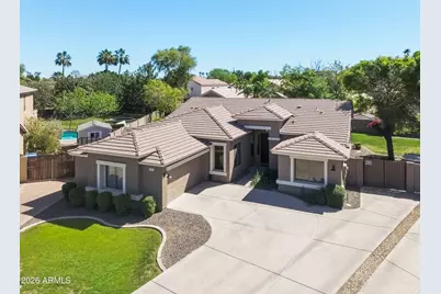 557 S Lemon Court, Gilbert, AZ 85296 - Photo 3