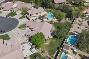 557 S Lemon Ct, Gilbert, AZ 85296 - Photo 37