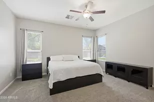 557 S Lemon Ct, Gilbert, AZ 85296 - Photo 21