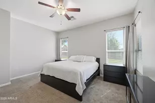 557 S Lemon Ct, Gilbert, AZ 85296 - Photo 23