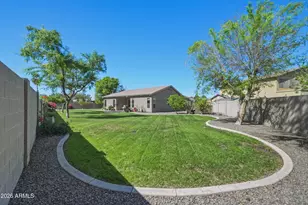 557 S Lemon Ct, Gilbert, AZ 85296 - Photo 31