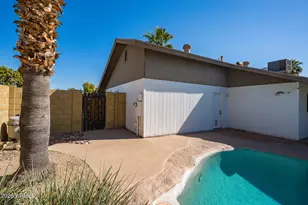 2317 W Port Au Prince Ln, Phoenix, AZ 85023 - Photo 41