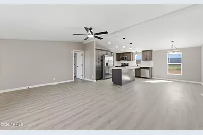 24275 N Cleveland Street, Paulden, AZ 86334 - Photo 5