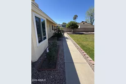 6422 W Villa Theresa Drive, Glendale, AZ 85308 - Photo 27