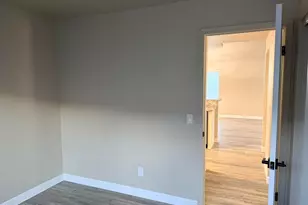 5033 E Colby St, Mesa, AZ 85205 - Photo 11