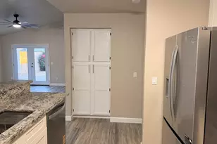 5033 E Colby St, Mesa, AZ 85205 - Photo 5