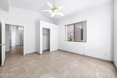 9054 W Custer Lane, Peoria, AZ 85381 - Photo 15