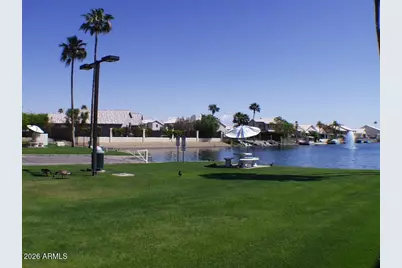 9054 W Custer Lane, Peoria, AZ 85381 - Photo 35