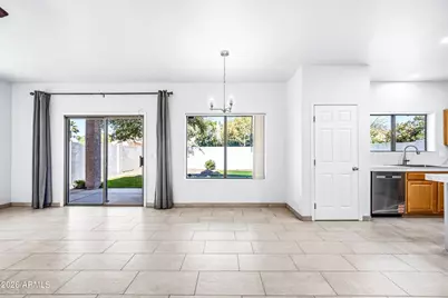 9054 W Custer Lane, Peoria, AZ 85381 - Photo 9