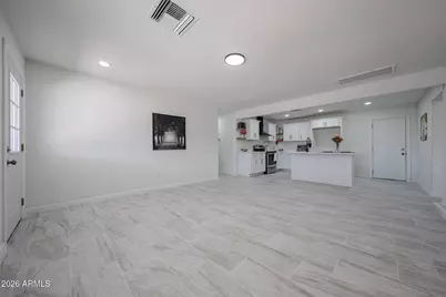 7815 S 1st Drive, Phoenix, AZ 85041 - Photo 5