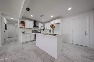 7815 S 1st Dr, Phoenix, AZ 85041 - Photo 11