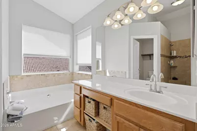 2221 E Menadota Drive, Phoenix, AZ 85024 - Photo 33