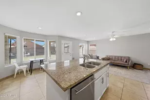 2221 E Menadota Dr, Phoenix, AZ 85024 - Photo 15