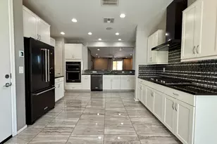 9464 W Fallen Leaf Ln, Peoria, AZ 85383 - Photo 5