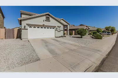 18024 W Maui Lane, Surprise, AZ 85388 - Photo 3