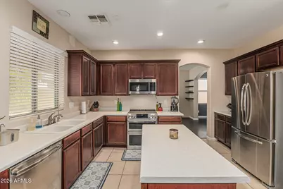 18024 W Maui Lane, Surprise, AZ 85388 - Photo 17