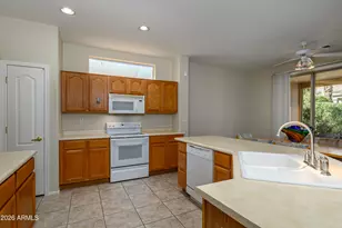 16236 W Scarlet Canyon Dr, Surprise, AZ 85374 - Photo 13