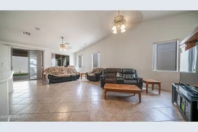 2002 W Hawken Way, Chandler, AZ 85286 - Photo 9