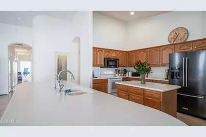 2002 W Hawken Way, Chandler, AZ 85286 - Photo 11