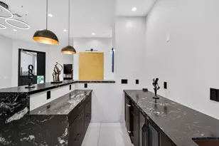 4211 N 87th Pl, Scottsdale, AZ 85251 - Photo 11