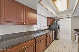 4418 W Desert Hills Dr, Glendale, AZ 85304 - Photo 13