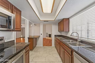 4418 W Desert Hills Drive, Glendale, AZ 85304 - Photo 15