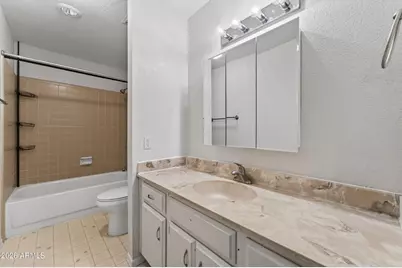 4418 W Desert Hills Drive, Glendale, AZ 85304 - Photo 23