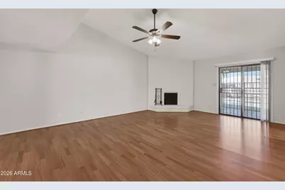 4418 W Desert Hills Drive, Glendale, AZ 85304 - Photo 9